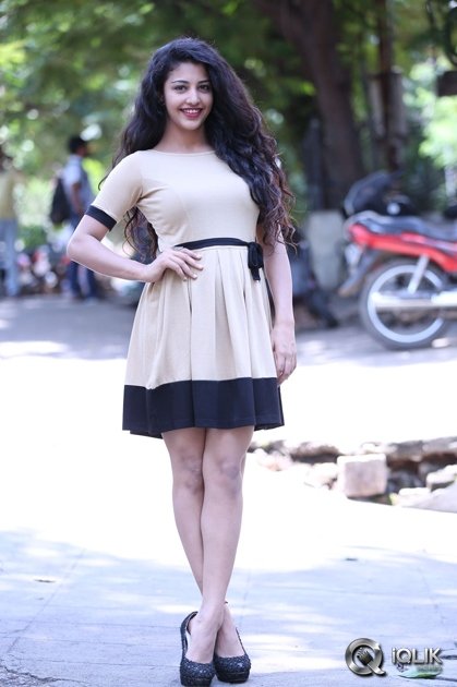 Daksha-Nagarkar-Interview-About-Hora-Hori